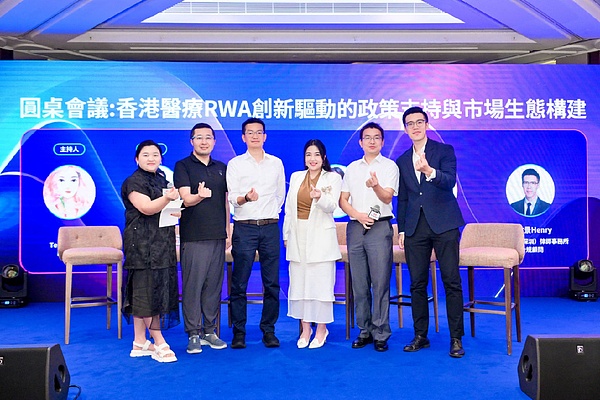 BTC多单又赚300点！这行情不来跟着吃肉太可惜了